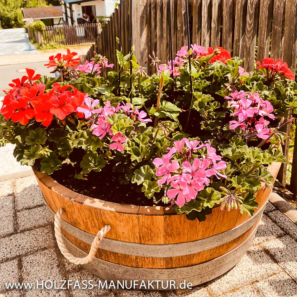 kleiner-blumenkubel-kaufen-weinfass